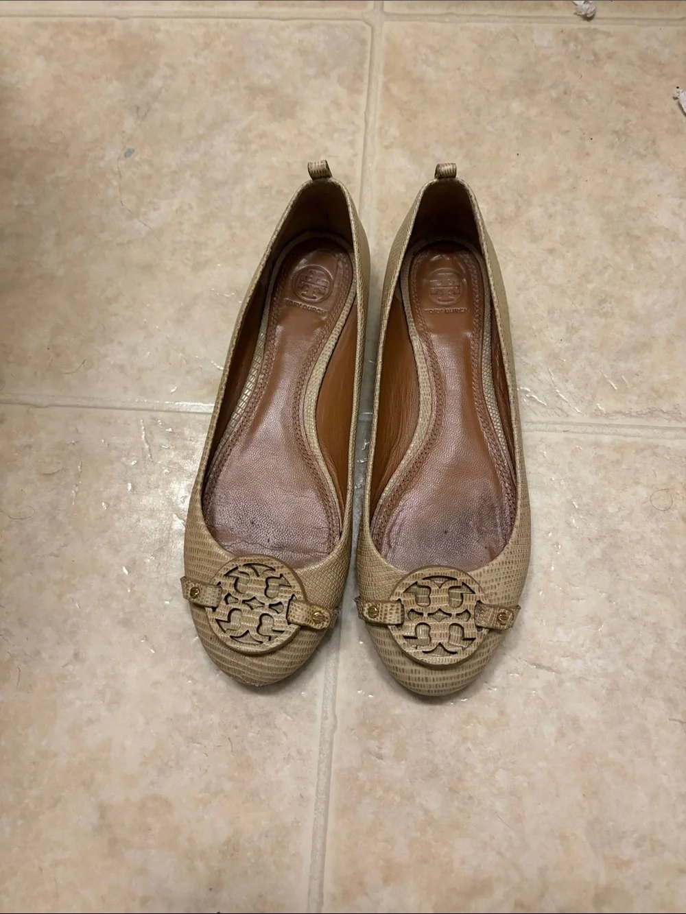 Tory Burch Beige/Tan Logo Round-Toe Ballet Flats